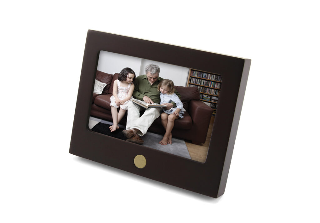 AUCMF7610K-Cherry-PhotoFrame-Keepsake