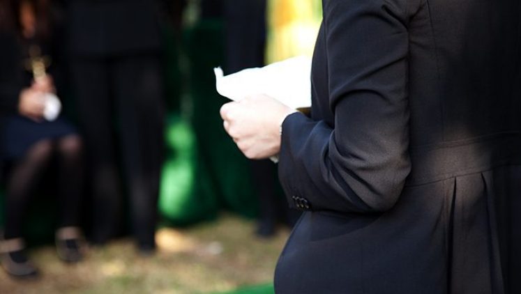 Etiquette at a funeral